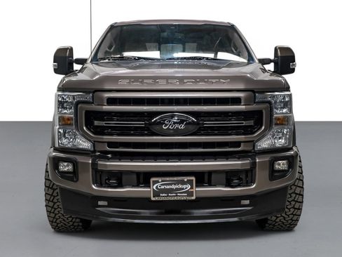 Used 2020 Ford F250 Lariat w/ Lariat Value Package AWD/4WD image 3