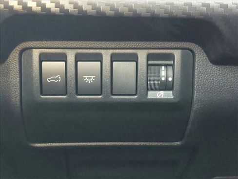 Certified 2025 Subaru Ascent Premium image 16