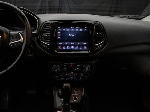 Used 2021 Jeep Compass Limited image 23