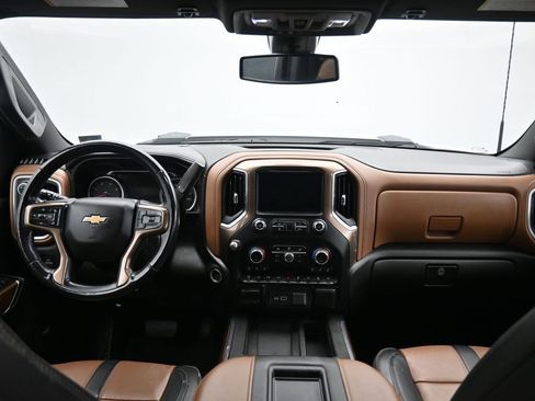 Used 2022 Chevrolet Silverado 2500 High Country w/ Safety Package II image 54