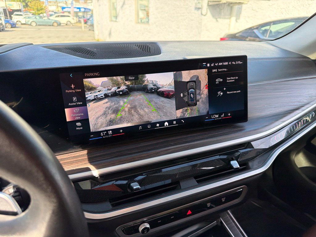 Used 2024 BMW X7 xDrive40i w/ Executive Package AWD/4WD image 42
