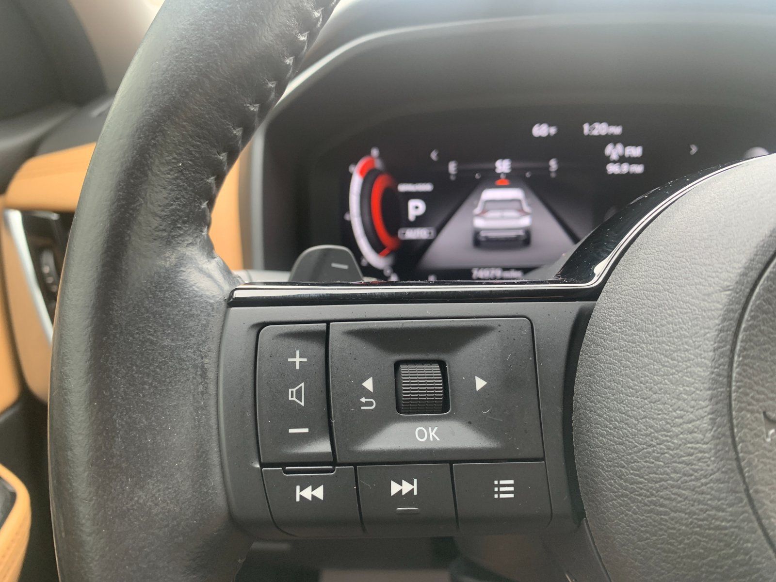 Used 2023 Nissan Rogue Platinum w/ Platinum Premium Package AWD/4WD image 29