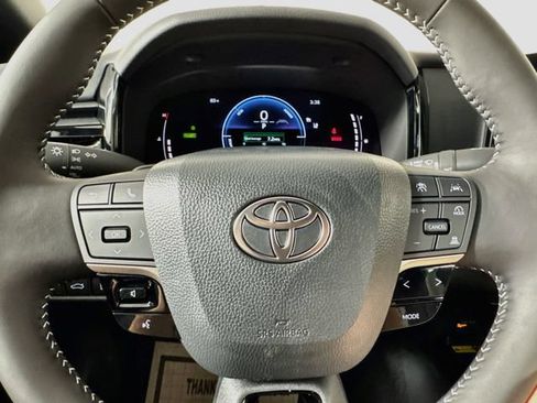Certified 2025 Toyota Camry SE w/ Convenience Package AWD/4WD image 22