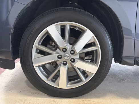 Used 2014 Nissan Pathfinder Platinum w/ Platinum Premium Package AWD/4WD image 13