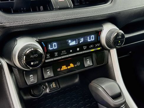 Certified 2025 Toyota RAV4 XLE w/ Convenience Package AWD/4WD image 18