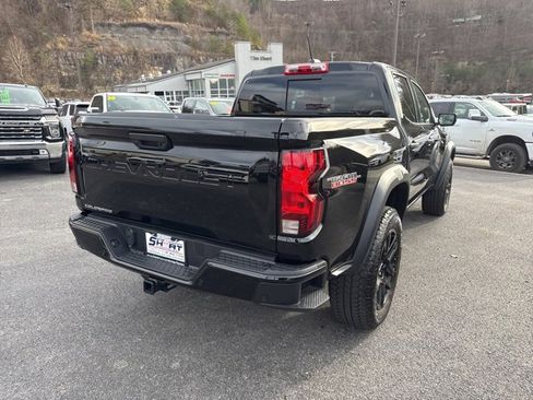 Used 2025 Chevrolet Colorado Trail Boss image 3