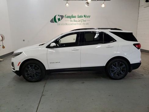 Used 2022 Chevrolet Equinox RS w/ RS Leather Package image 3