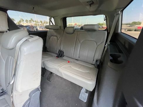 Used 2021 Ford Expedition Max Limited image 17
