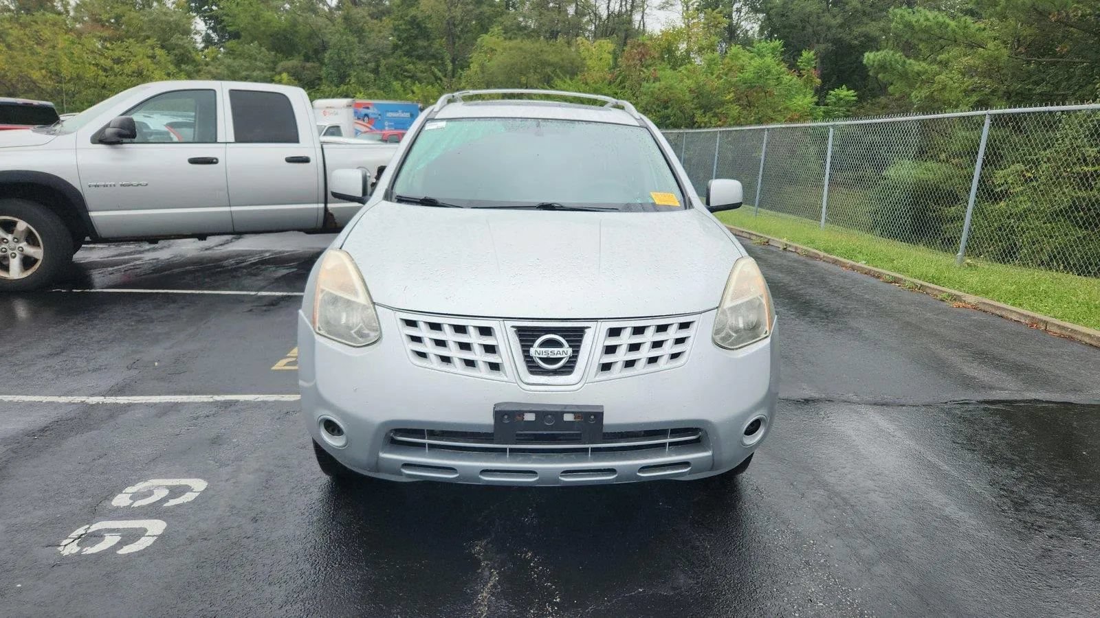 Used 2008 Nissan Rogue SL w/ Moonroof Pkg AWD/4WD image 3