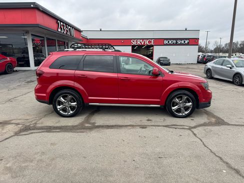 Used 2017 Dodge Journey Crossroad image 2
