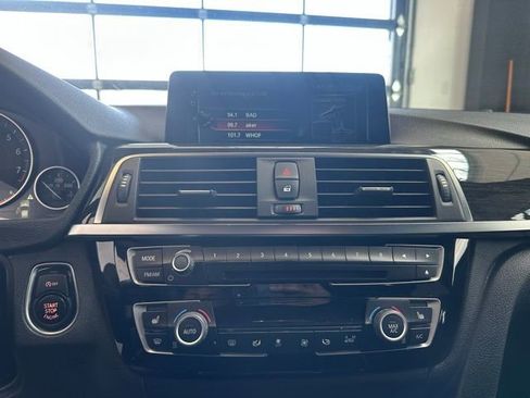 Used 2017 BMW 330i xDrive Sedan image 21