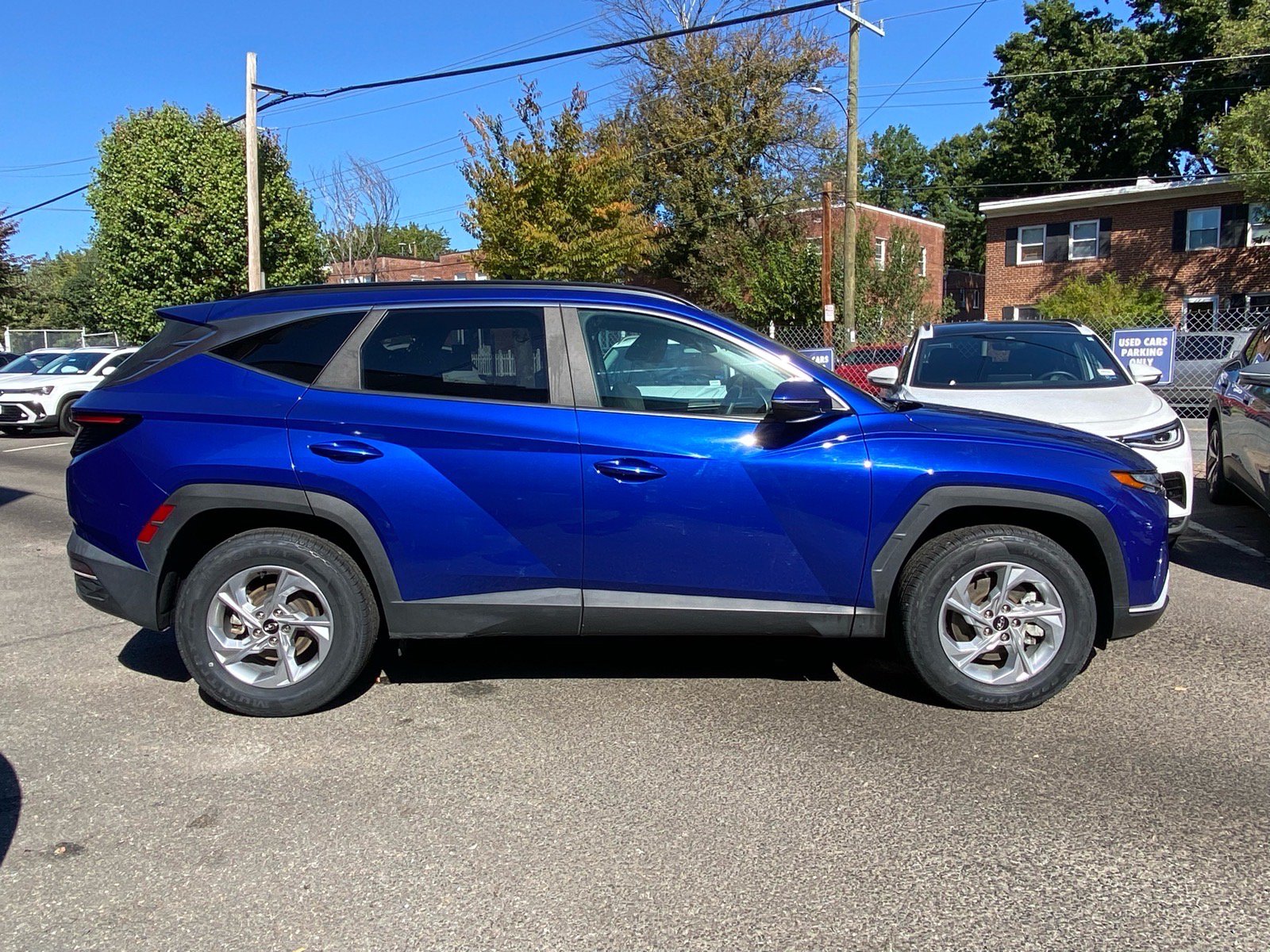 Used 2022 Hyundai Tucson SEL w/ Cargo Package AWD/4WD image 2