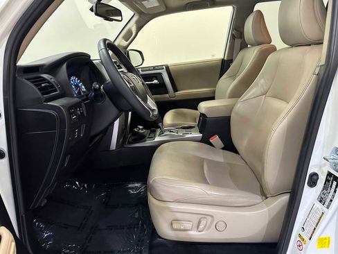 Used 2019 Toyota 4Runner Limited AWD/4WD image 22