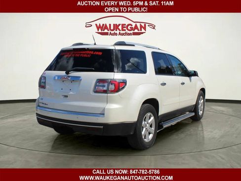 Used 2014 GMC Acadia SLE FWD image 5