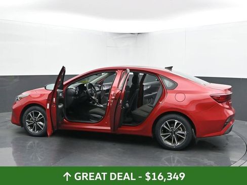 Used 2024 Kia Forte LXS image 53