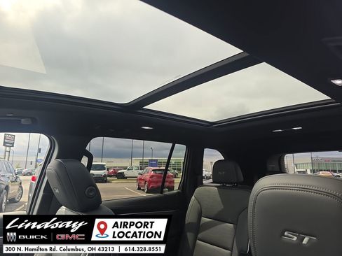 New 2026 Buick Enclave Sport Touring w/ Power Package image 20