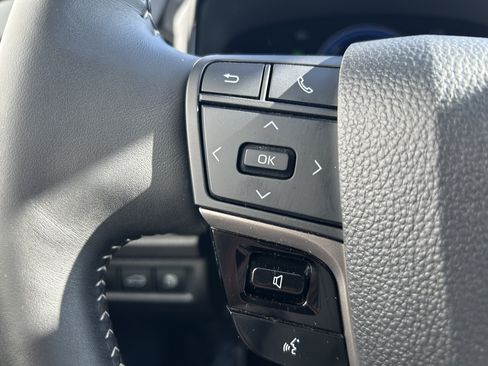 Certified 2025 Toyota Camry SE w/ Convenience Package AWD/4WD image 23