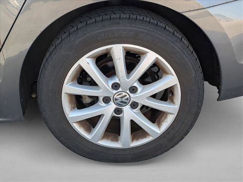 Used 2013 Volkswagen Jetta SE image 17