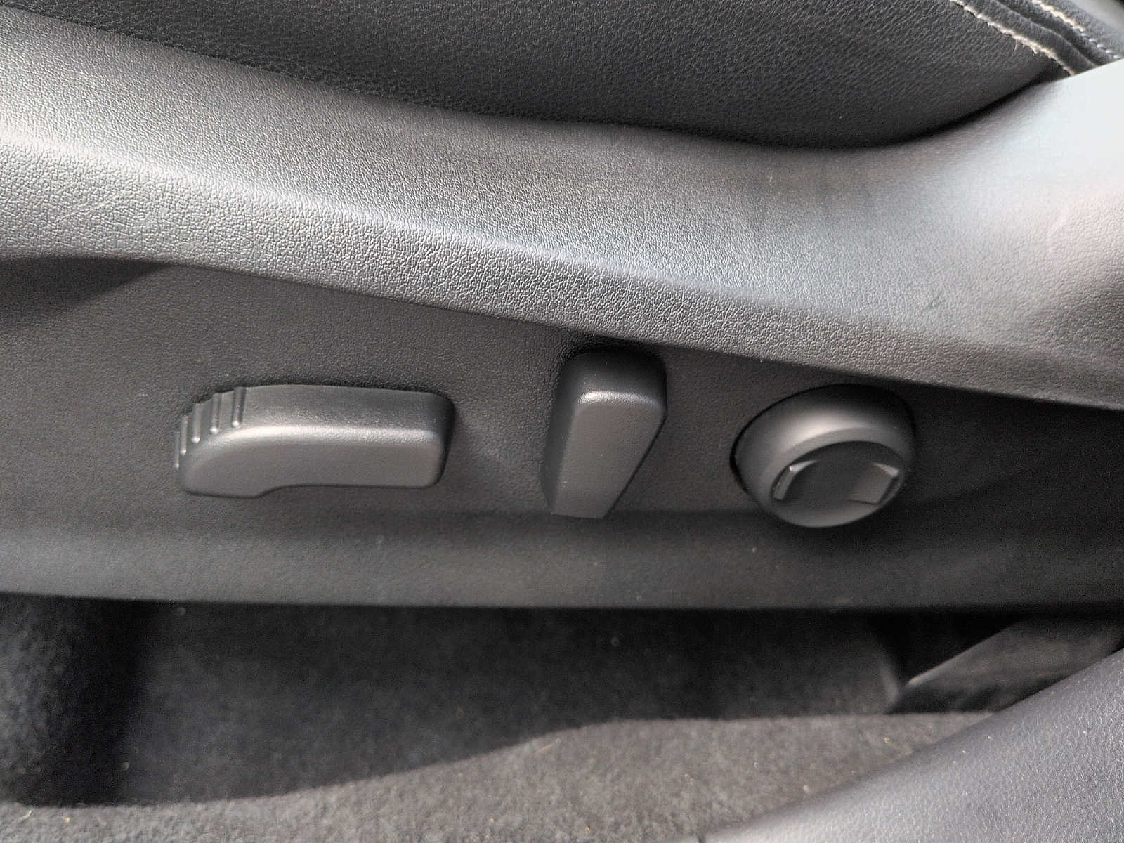 Used 2023 Subaru Forester Premium AWD/4WD image 15