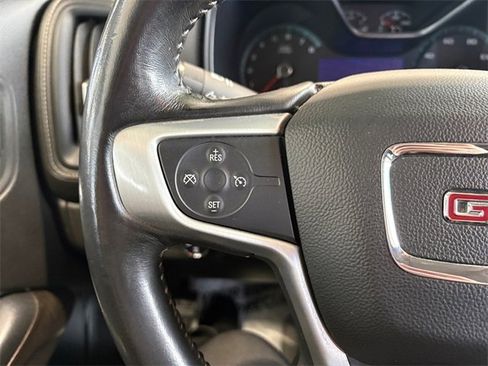 Used 2017 GMC Canyon SLE w/ Nightfall Edition image 13