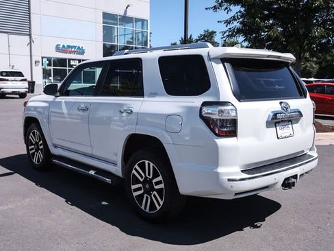 Used 2017 Toyota 4Runner Limited AWD/4WD image 10