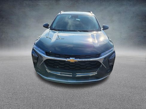 New 2026 Chevrolet Trax LT image 2