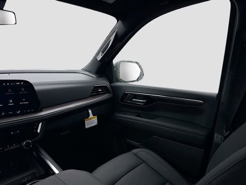 New 2026 Chevrolet Suburban LT image 25