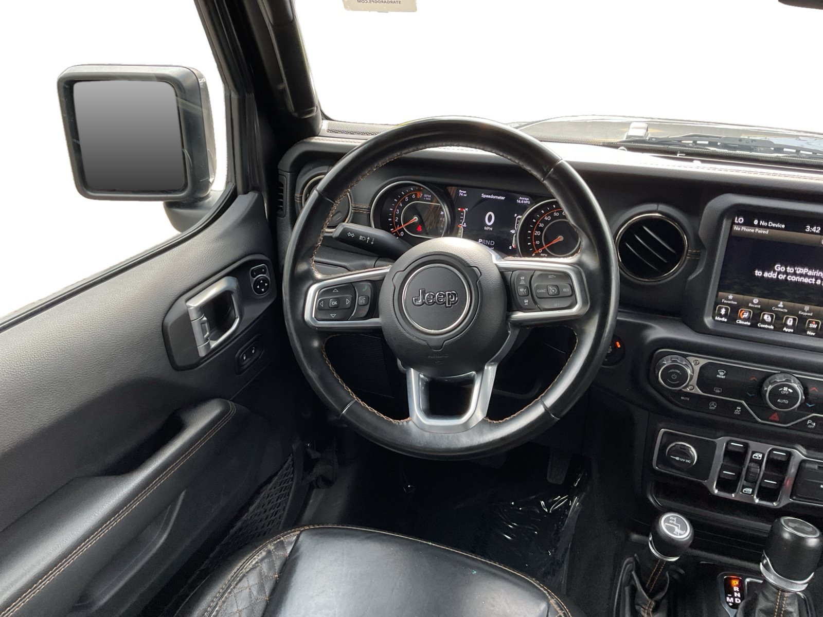 Used 2021 Jeep Wrangler Unlimited Sahara AWD/4WD image 11