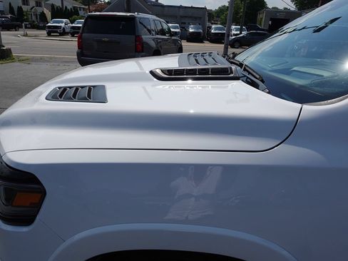 Used 2022 RAM 1500 Limited AWD/4WD image 9