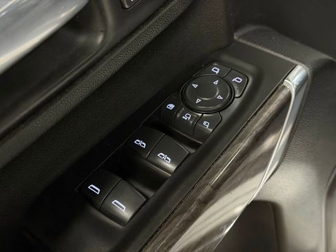 Certified 2021 Chevrolet Silverado 2500 LTZ image 38