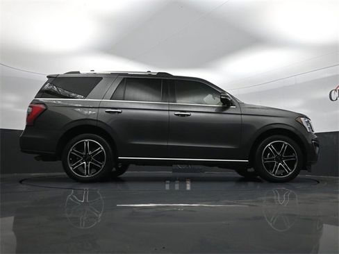 Used 2020 Ford Expedition Limited w/ Special Edition Package image 30