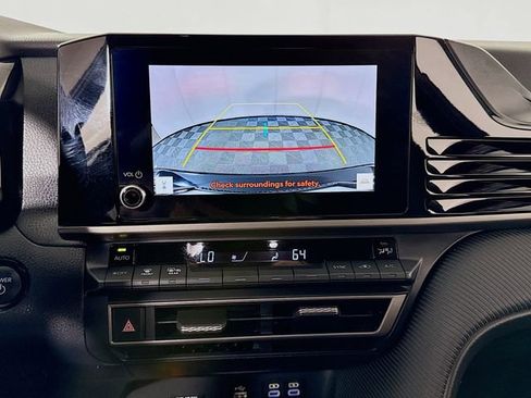 Certified 2025 Toyota Camry SE image 20