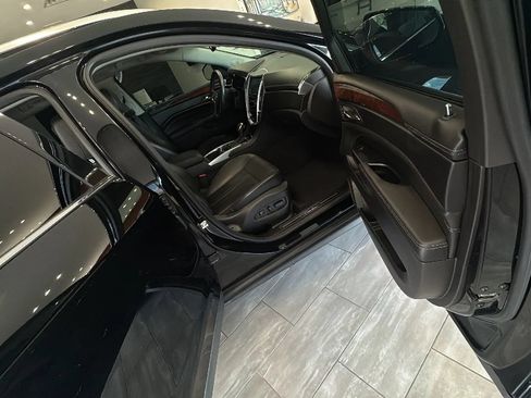 Used 2016 Cadillac SRX Premium FWD image 19