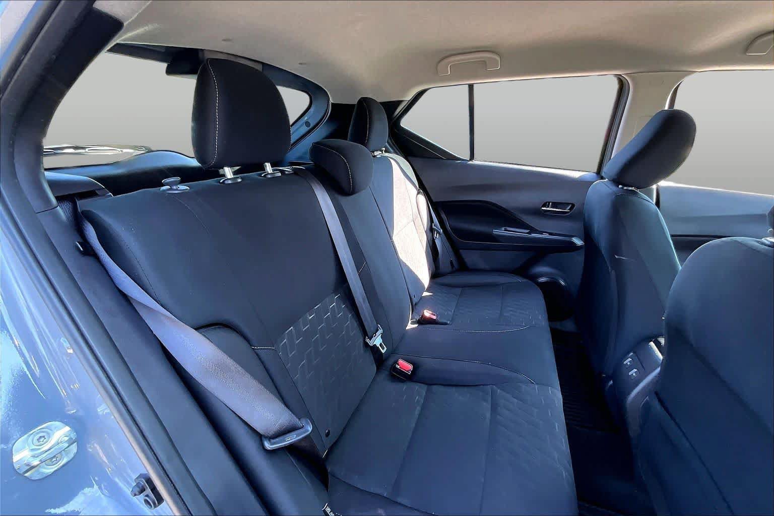 Used 2024 Nissan Kicks SV FWD image 20