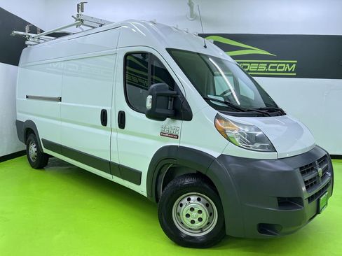 Used 2014 RAM ProMaster 2500 FWD image 1