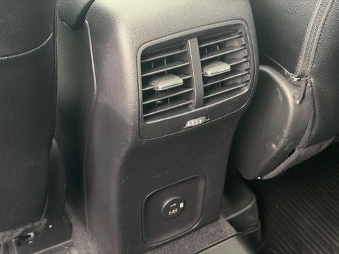 Used 2022 Ford Escape SEL AWD/4WD image 10