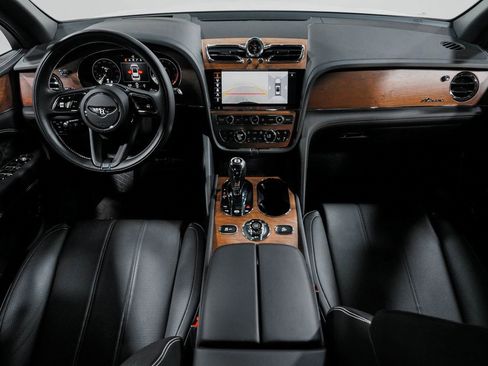 Used 2023 Bentley Bentayga Extended Wheelbase image 37