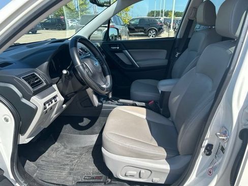 Used 2016 Subaru Forester 2.5i Touring w/ Eyesight & Navigation System AWD/4WD image 4