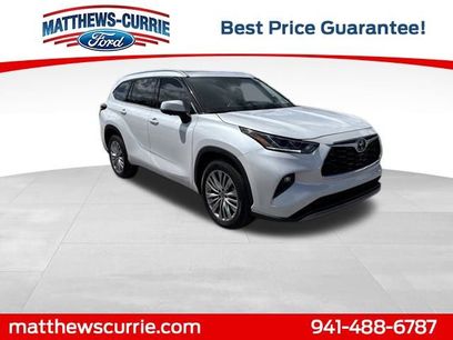 Used 2023 Toyota Highlander Platinum