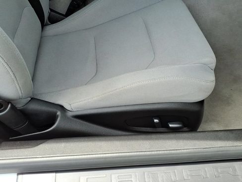 Used 2023 Chevrolet Camaro LT RWD image 13