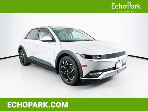 Used 2024 Hyundai Ioniq 5 SEL image 1