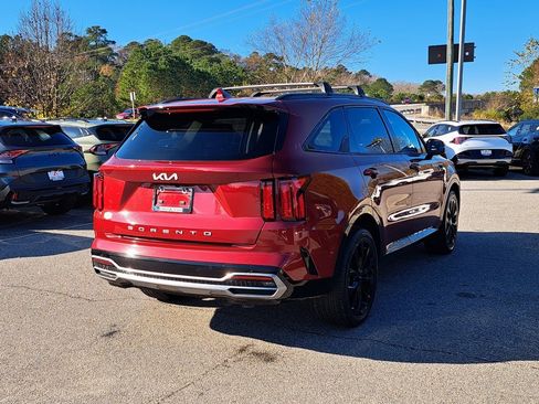 Used 2022 Kia Sorento SX image 5