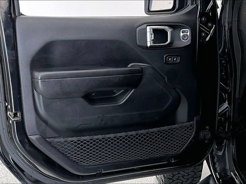 Used 2018 Jeep Wrangler Unlimited Rubicon AWD/4WD image 22