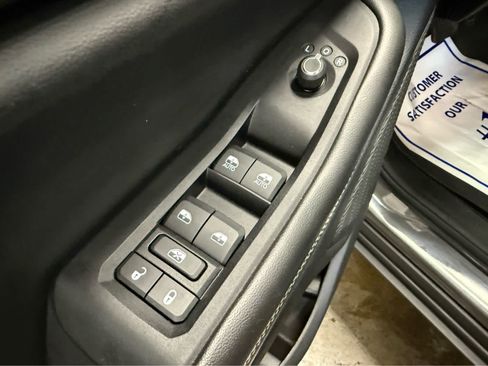 Used 2023 Jeep Grand Cherokee L Laredo AWD/4WD image 20