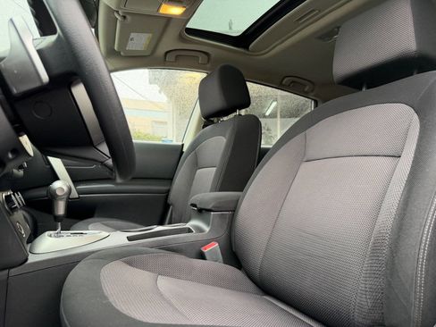 Used 2008 Nissan Rogue SL w/ Premium Pkg image 26