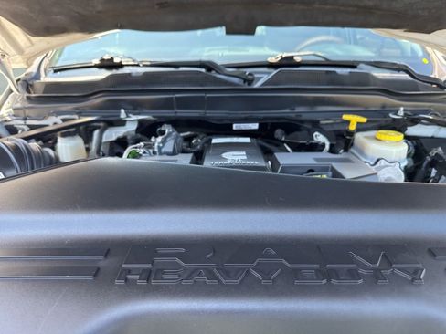 Used 2022 RAM 3500 Limited AWD/4WD image 14