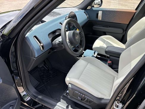 New 2025 MINI Cooper Countryman S w/ Comfort Package Max image 25