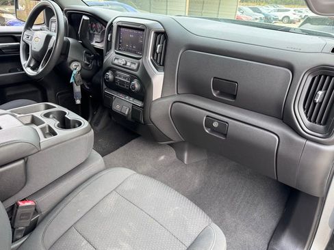 Used 2020 Chevrolet Silverado 1500 Custom w/ Infotainment Package image 15