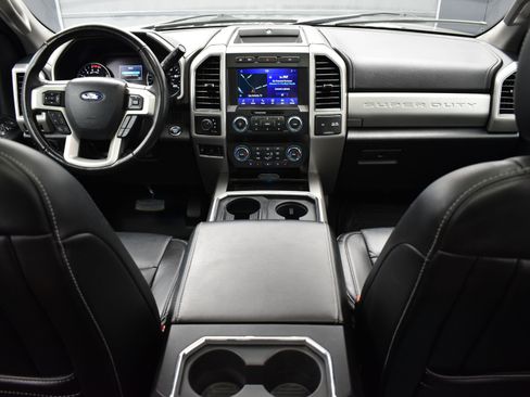 Used 2021 Ford F250 Lariat image 13