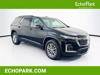Used 2023 Chevrolet Traverse LT
